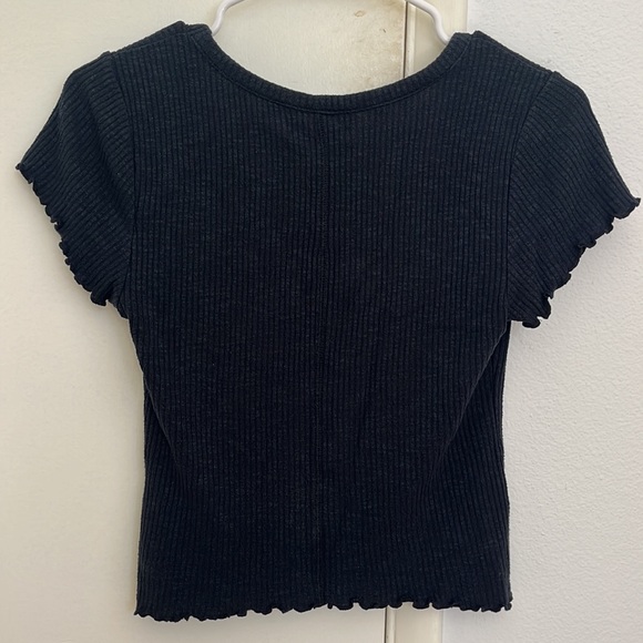 abercrombie black lettuce edge top - Picture 2 of 4